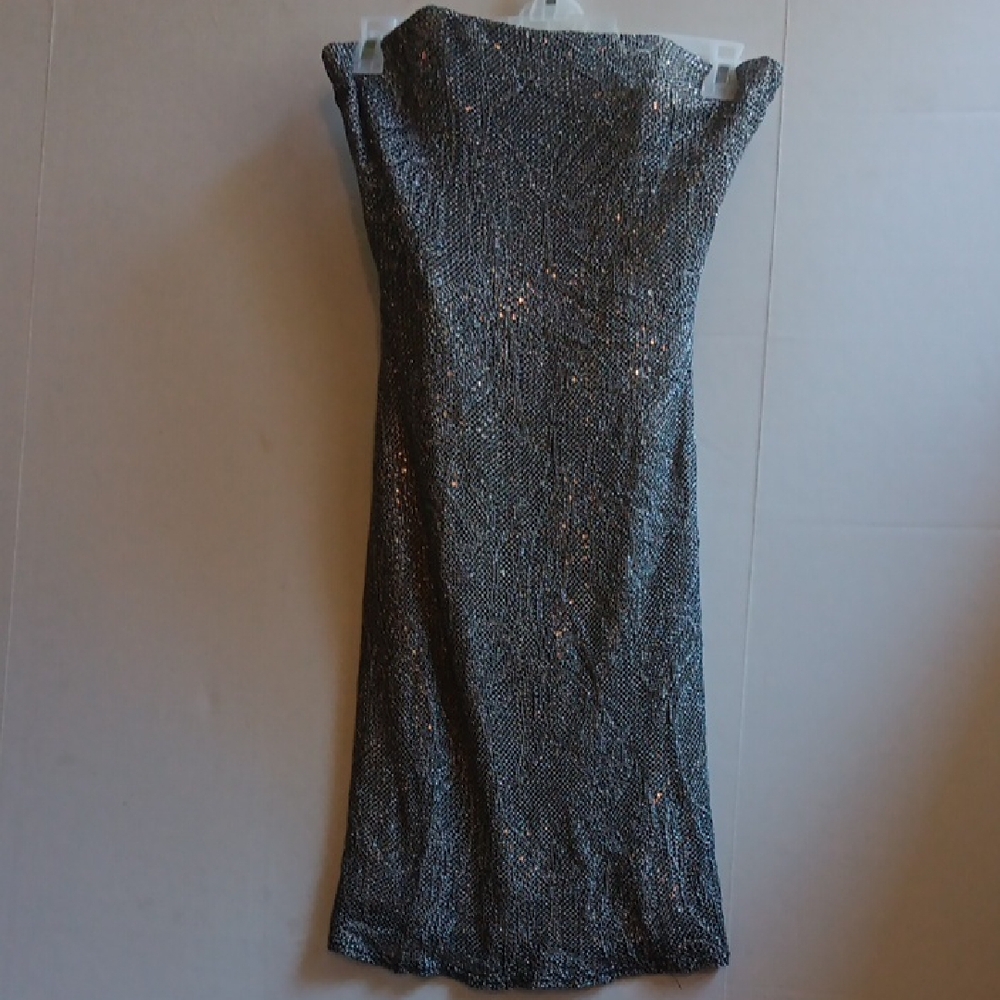 JESSICA  McCLINTOCK SHIMMERING SILVER STRAPLESS DRESS SIZE 3